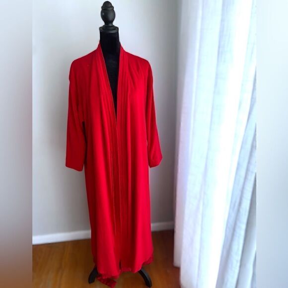 Vintage Gold label Victoria’s Secret robe Deep Scarlet Red Size S - Picture 8 of 16